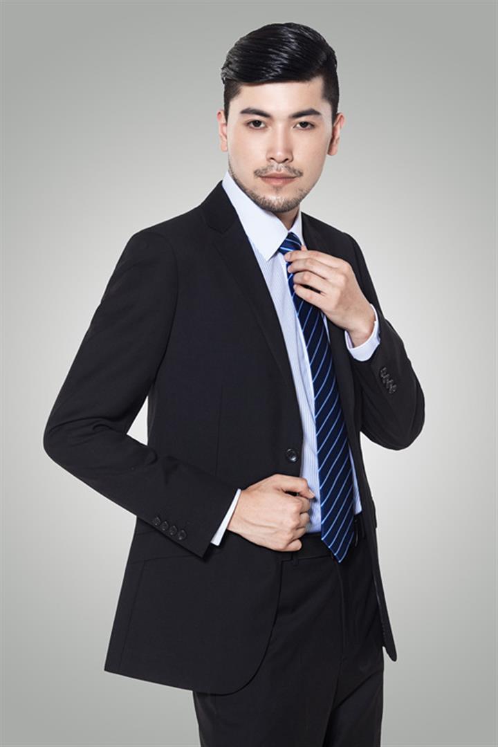 杨荣鑑 插画与概念设计总监